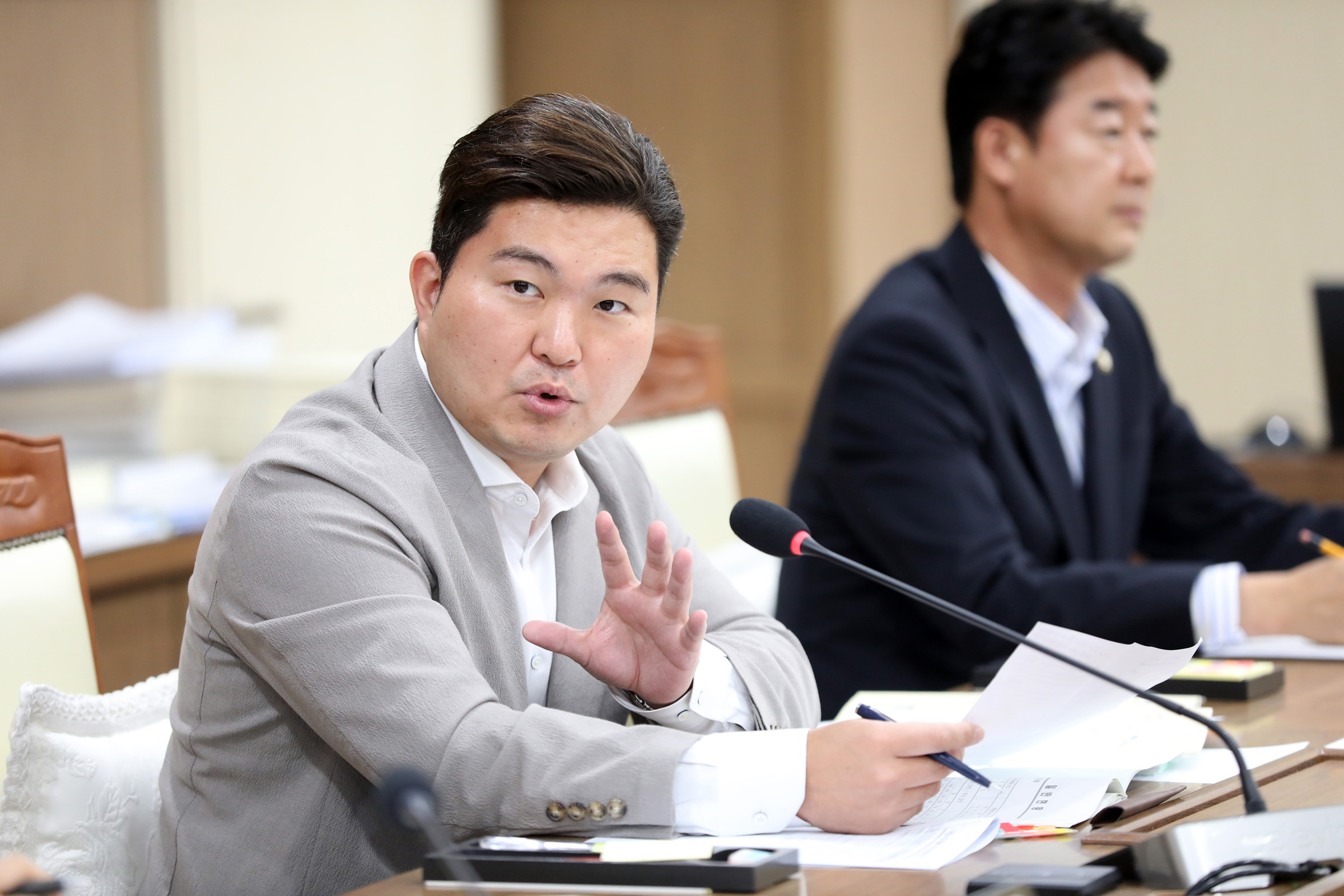 '20260716 문화체육교육위원회 2026년도 주요업무 추진실적 보고 청취' 게시글의 사진(12) 'YMS_8301.jpg'