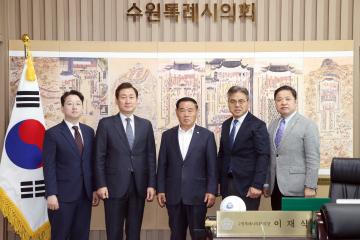 20260420 수원특례시기독교총연합회 임원진 내방
