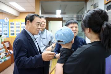 20250721 세류3동 민생회복 소비쿠폰 현장방문 및 태극기 손도장 찍기