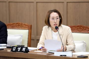 '20260716 문화체육교육위원회 2026년도 주요업무 추진실적 보고 청취' 게시글의 사진(8) 'YMS_8230.jpg'