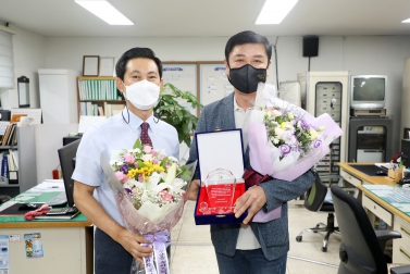 20210823 유재광 위원장 구운동 성원아파트 입주자대표 감사패 수상