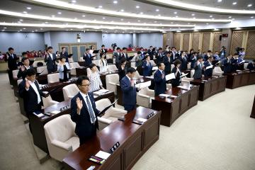 '제11대 의회' 게시글의 사진(9) '20180704 본회의.JPG'