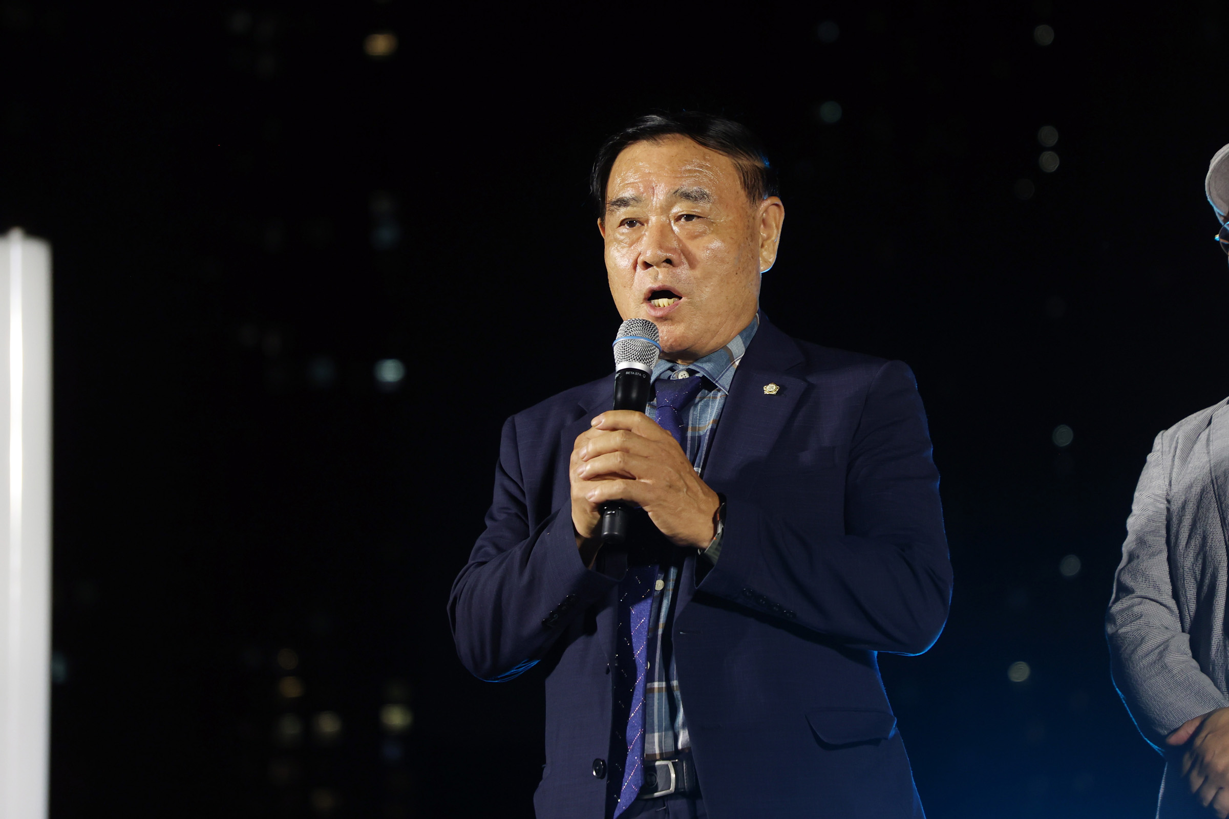 '[2025.09.05.]수원특례시의회,  2025 수원 드론·불꽃 축제 참석' 게시글의 사진(1) '1.2025 수원 드론·불꽃 축제.jpg'